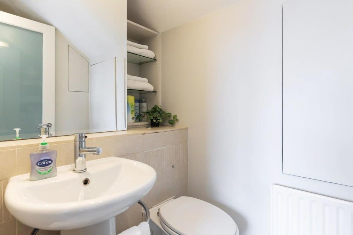 Vakantiehuis Location 2 Bedroom 2 Bathroom Fast Wifi Dublin
