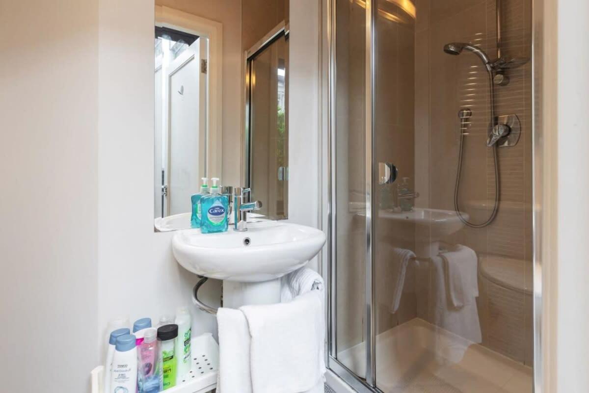 Location 2 Bedroom 2 Bathroom Fast Wifi Vakantiehuis *